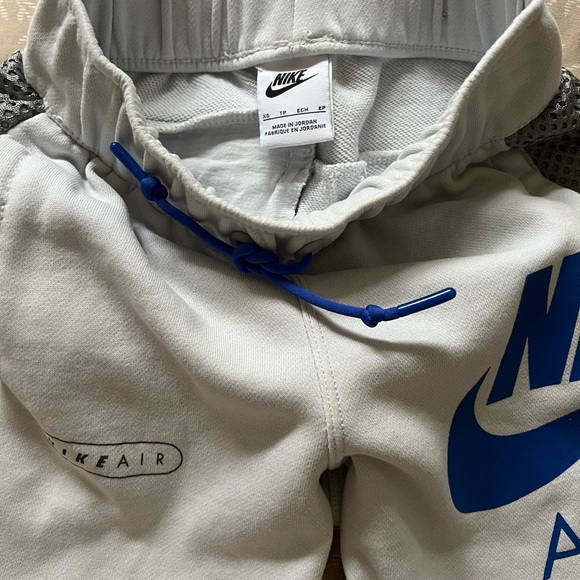 Boy’s Nike Shirt & Shorts - Picture 7 of 8